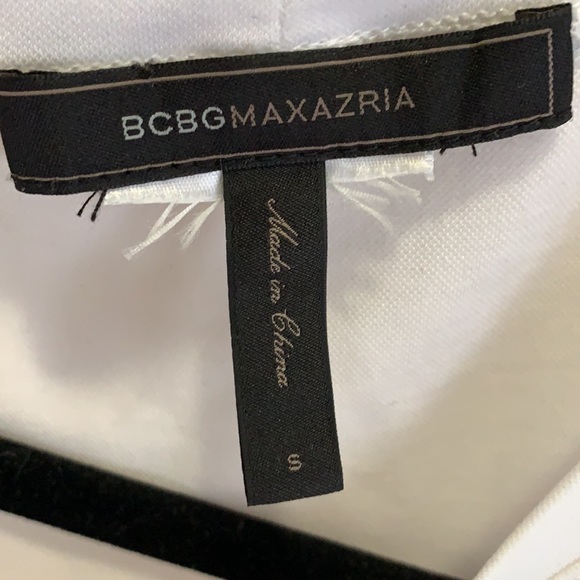 BCBG MAX AZRIA Karyn Vintage White Sleeveless Top-$25 - Picture 8 of 8